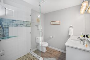 Aqua Dreams - Pet Friendly! Heated Private Pool!