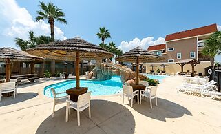 Twisted Pelican - Beach Gear Included!