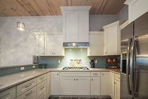 Marina Del Bell - Elevator! Boat Slip for Rent!