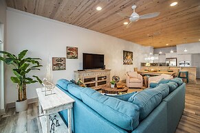 Marina Del Bell - Elevator! Boat Slip for Rent!