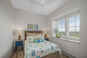 Marina Del Bell - Elevator! Boat Slip for Rent!