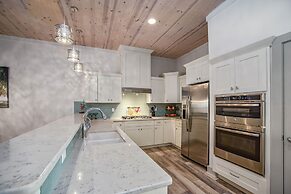 Marina Del Bell - Elevator! Boat Slip for Rent!