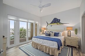 Marina Del Bell - Elevator! Boat Slip for Rent!