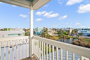 Beachside Bliss - Beach Gear Credit Included!