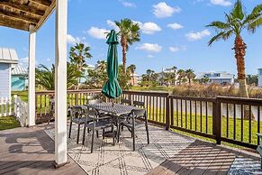 Beachside Bliss - Beach Gear Credit Included!