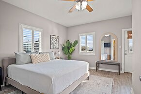 Beachside Bliss - Beach Gear Credit Included!