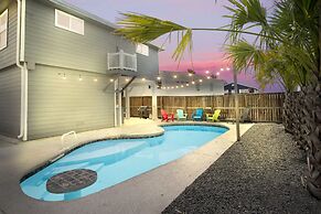 Latitude Adjustment - Private Pool/elevator!