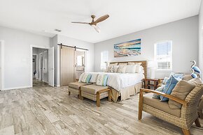 Blue Fin House- Pet Friendly & Boardwalk to the Beach!
