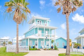 Blue Fin House- Pet Friendly & Boardwalk to the Beach!