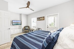 Blue Fin House- Pet Friendly & Boardwalk to the Beach!