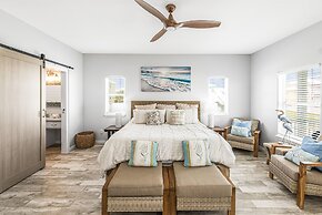 Blue Fin House- Pet Friendly & Boardwalk to the Beach!