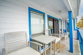 Spinnaker 317 - Waterfront/boat Slip!