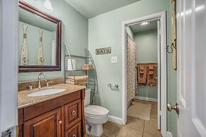 Spinnaker 317 - Waterfront/boat Slip!