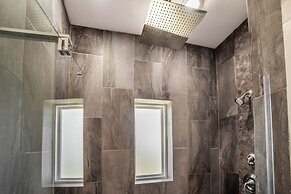 Shore Beats Work - Elevator