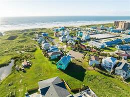 Casa Playa - Ocean Views! Boardwalk to the Beach!