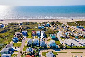 Casa Playa - Ocean Views! Boardwalk to the Beach!