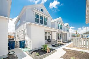 Sea Glass Cottage - Beach Gear Credit Included!