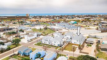 Sea Glass Cottage - Beach Gear Credit Included!