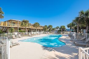 The Sandbar - Pet Friendly! Overlooking Community Pool!