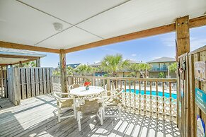 The Sandbar - Pet Friendly! Overlooking Community Pool!