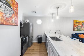 Wave on Wave - Pet Friendly! Beach Gear Credit Included!