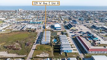 Wave on Wave - Pet Friendly! Beach Gear Credit Included!