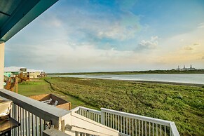 La Sirena - Beach Gear Credit Included! Overlooking Nature Prese