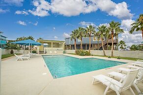 La Sirena - Beach Gear Credit Included! Overlooking Nature Prese