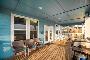 La Sirena - Beach Gear Credit Included! Overlooking Nature Prese