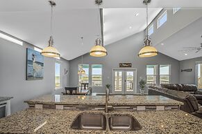 La Sirena - Beach Gear Credit Included! Overlooking Nature Prese