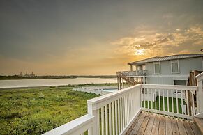 La Sirena - Beach Gear Credit Included! Overlooking Nature Prese