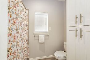 La Sirena - Beach Gear Credit Included! Overlooking Nature Prese