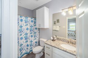 La Sirena - Beach Gear Credit Included! Overlooking Nature Prese