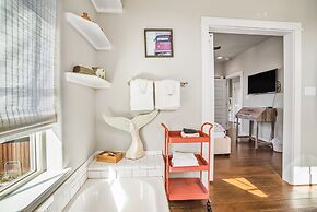 The Oyster House - Pet Friendly! Golf Cart Included!