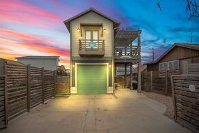 The Oyster House - Pet Friendly! Golf Cart Included!