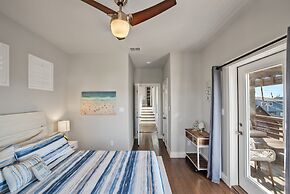 The Oyster House - Pet Friendly! Golf Cart Included!