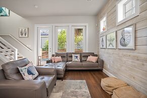 The Oyster House - Pet Friendly! Golf Cart Included!