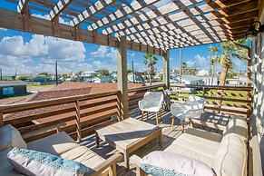 The Oyster House - Pet Friendly! Golf Cart Included!