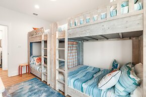 Glory Daze - Private Pool! Beach Gear Credit Included!