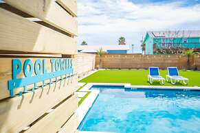 Glory Daze - Private Pool! Beach Gear Credit Included!