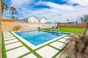 Glory Daze - Private Pool! Beach Gear Credit Included!