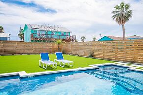 Glory Daze - Private Pool! Beach Gear Credit Included!