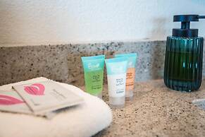 Glory Daze - Private Pool! Beach Gear Credit Included!