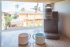 Glory Daze - Private Pool! Beach Gear Credit Included!