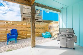 Glory Daze - Private Pool! Beach Gear Credit Included!