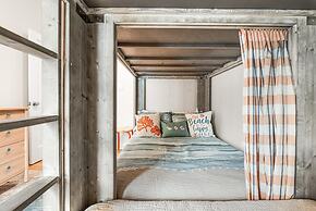 Glory Daze - Private Pool! Beach Gear Credit Included!