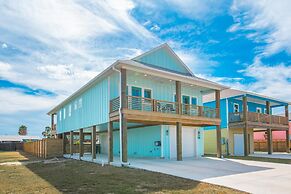 Glory Daze - Private Pool! Beach Gear Credit Included!