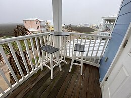 Casa Azul - Boardwalk to the Beach!