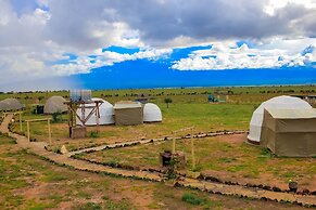 Amanya 2 Rooms Girraffe Family Tent