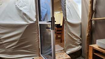 Amanya 2 Rooms Girraffe Family Tent